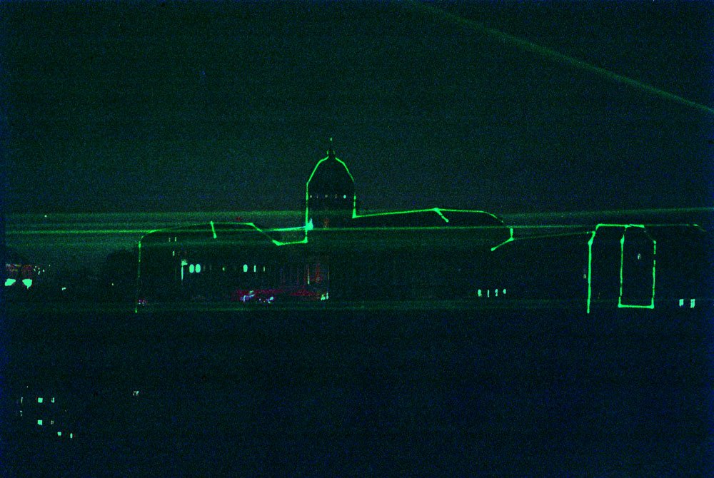 Lasershow Budapest 2002 Laser Outli