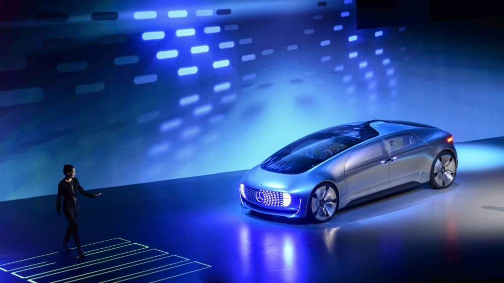 Lasershow Mercedes Benz CES 2015 Luxury in Motion Presentation 3