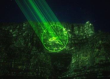 02E00200 Lasershow Eventservice Outdoor Projections Millennium Projection on Table Mountain Cape Town 2.j